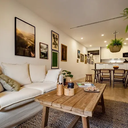 Daire Taman - Three Bedroom In Casanova Street