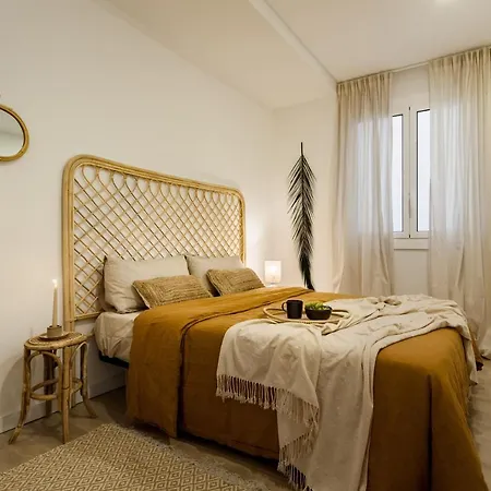 Taman - Three Bedroom In Casanova Street Barselona