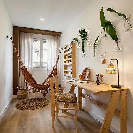 Taman - Three Bedroom In Casanova Street Apartment Barcelona